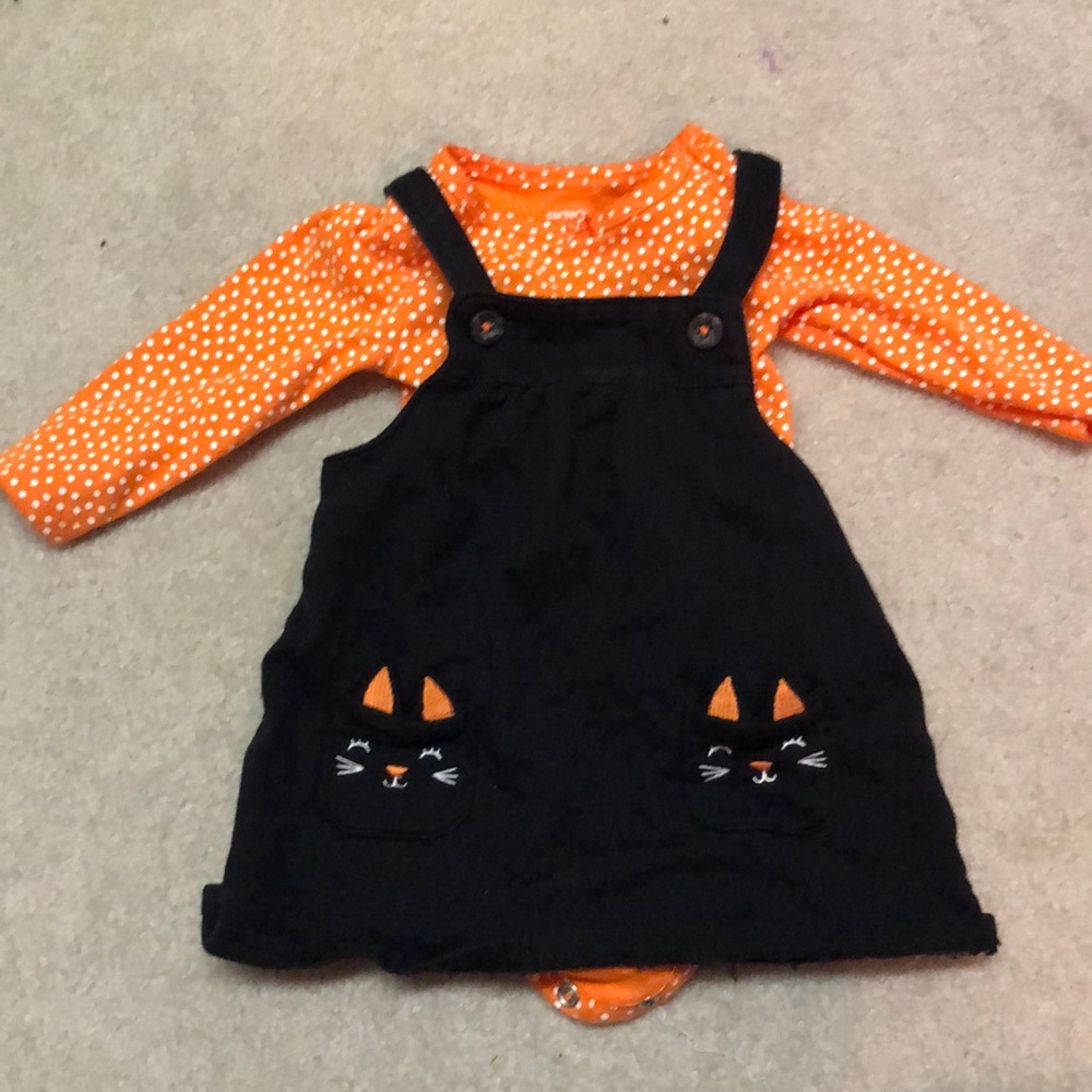 Halloween onesie and jumper. 3 for $15